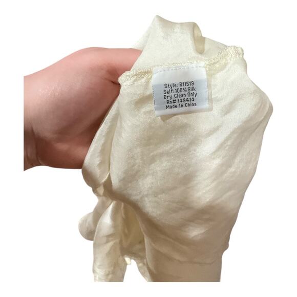 Johnny Was Silk Tank Women Medium Cream - Picture 5 of 5